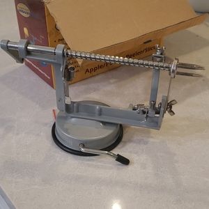Apple Potato Peeler Slicer